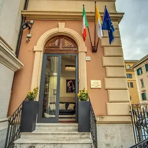Ottaviano Augusto 3*, Roma Italia